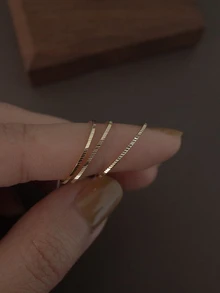 Nhẫn có rãnh chéo siêu mỏng bằng bạc S925 thời trang với đá khối Zirconia, thích hợp cho trang phục hàng ngày của phụ nữ - Vàng - Xem 5