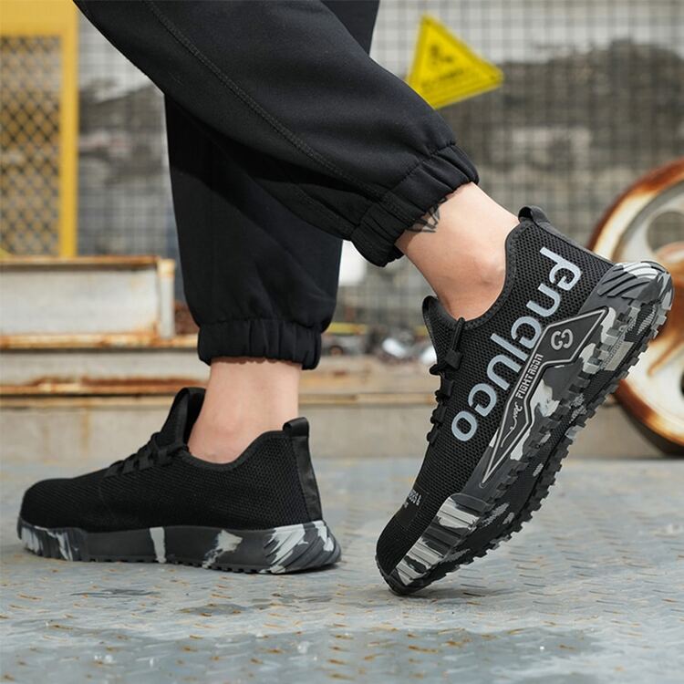 Fashionable Breathable Anti-Smashing And Anti-Stab Work Shoes (Random Letter On Tongue) - Grey - View 4
