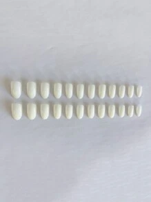 24pcs Almond Shaped False Nails With Jelly Gel And Nail File, Gradual Milky White To White Color Artificial Nails, Simple Mid-Length Oval Design Reusable Nails For Women, Girls, And Students. 1pc Jelly Gel And 1pc Nail File(Random Color) Included. Suitable For Medium Length Nails. Perfect For Daily Wear, Holiday Outfit, Beach Party, And Salon Wedding. - Multicolor - View 6