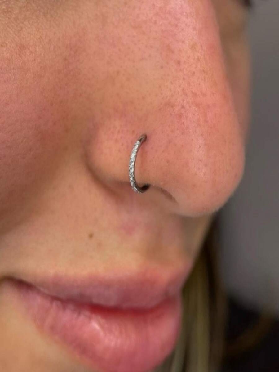 Nose Ring - Gris - Ver 1