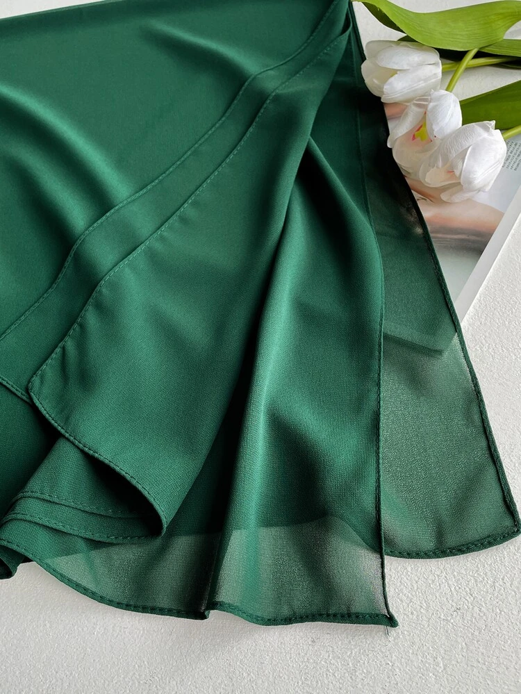 1pc Minimalist Solid Color Lightweight Breathable 110cm Chiffon Square Scarf, Women Fashion Versatile Bandana, Thin Summer Sun Protection Neck Scarf