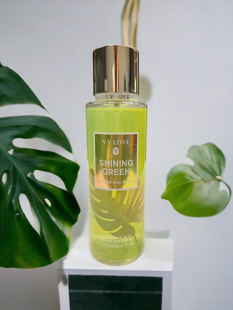 Shining Green Body Lotion - Green - View 1