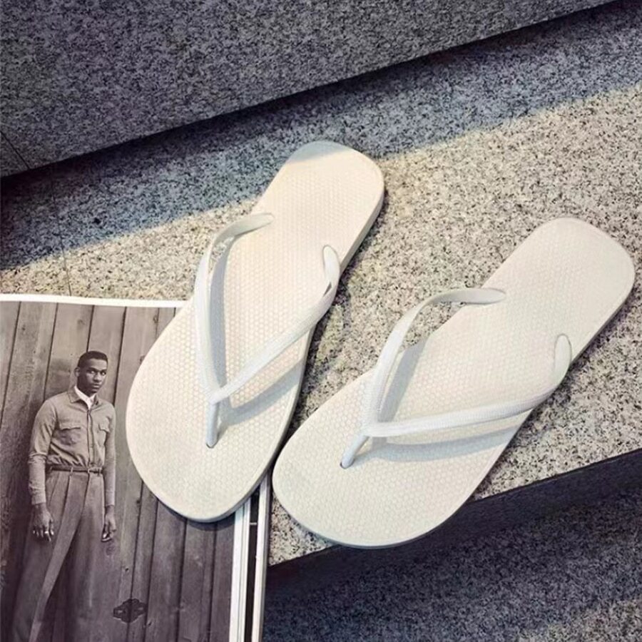 1 par de sandalias de chanclas negras para mujer, sandalias antideslizantes para baño/playa/piscina