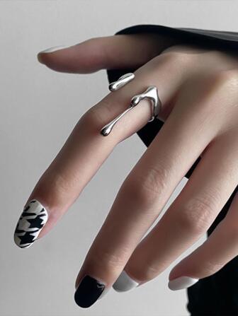 1pc Asymmetrical Lava-Like Design Open Ring For Women, Silver Metallic Punk Style Adjustable Ring