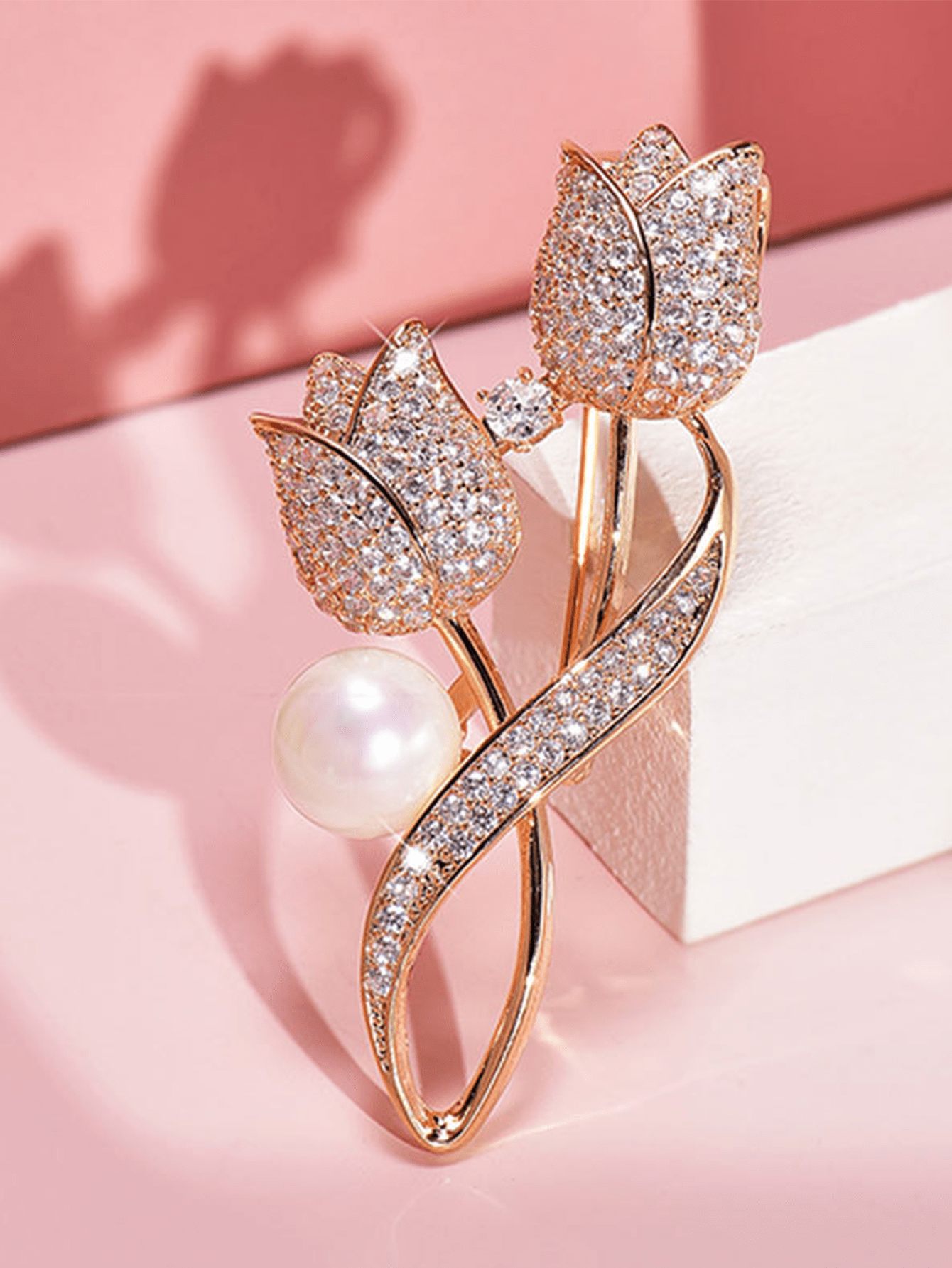 1pc Brooch Rhinestone Tulip Flower Brooch Antiglare Suit Brooch Collar