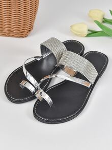 魅力四射銀涼鞋適合女士,金屬質感水鑽裝飾T字帶涼鞋 - 銀色 - 查看 3