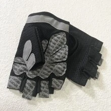 1 Pair Breathable Anti-slip Half Finger Gym Fitness Sport Gloves
