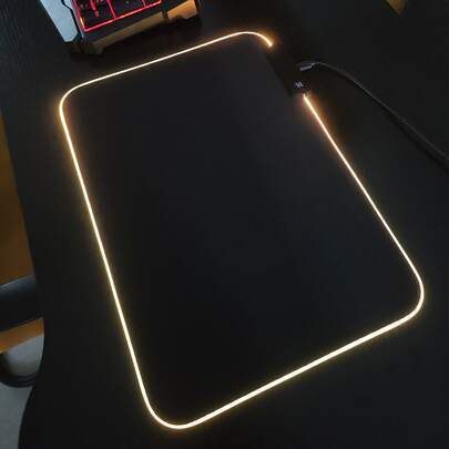 1 件小尺寸 Rgb 發光遊戲滑鼠墊適合電腦辦公室和電競遊戲