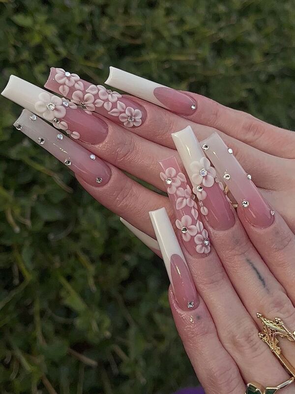 Upgrade Your Look With 24pcs Long Coffin 3D Rhinestone Decor Fake Nail