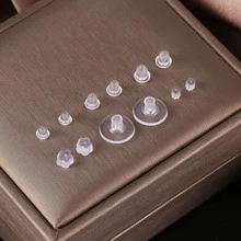 高檔中型水鑽耳塞10只，梅花形耳塞70只，鋼色蝴蝶扣耳塞30只，鋼色水鑽耳塞20只，鋼色圓盤形耳塞15只 - 6格耳堵套裝2銀色(205pcs) - 查看 4