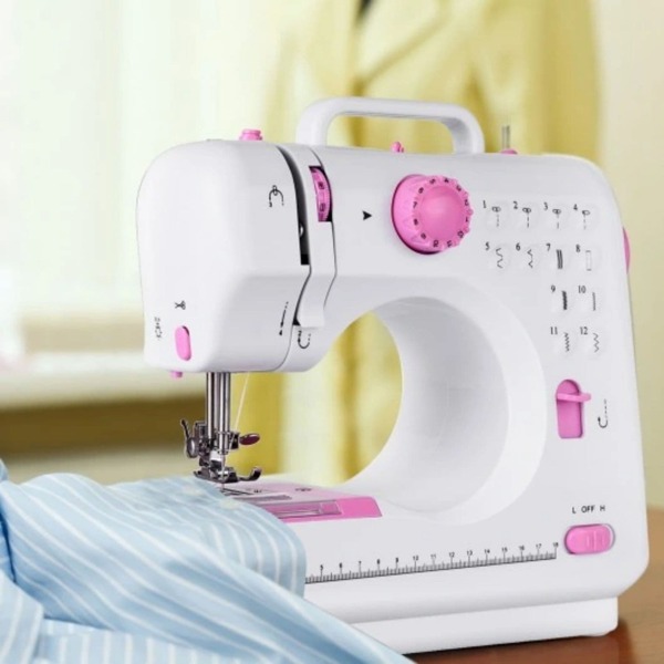 FreeArm Crafting Mending Sewing Machine with 12 Builtin Stitched