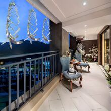 4入組鳥類威懾螺旋反射器15.8 英寸懸掛式反光裝置，用於驅除鳥類、啄木鳥、鴿子和鵝遠離房屋、花園、游泳池 - 銀色 - 查看 6