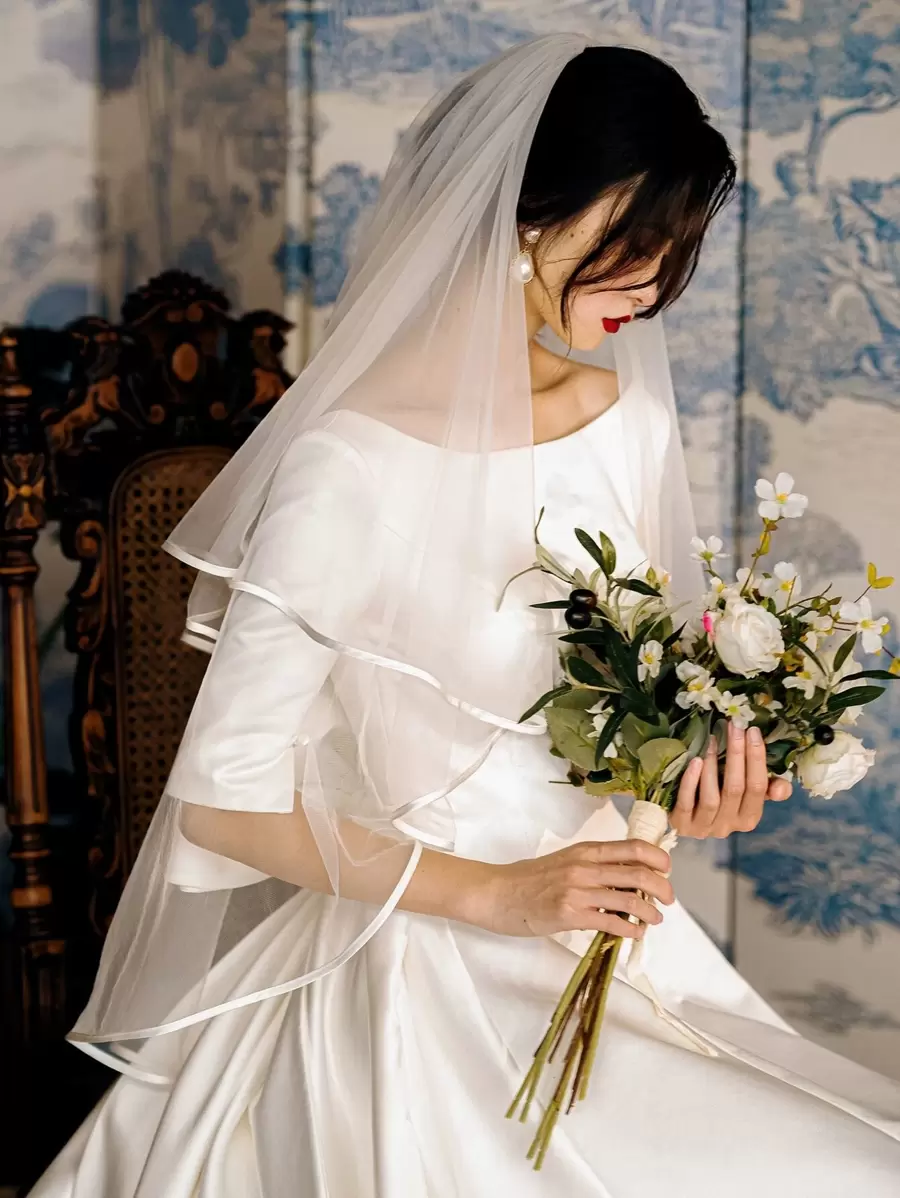 1pc Bridal Double-Layered Satin Edging White Veil With Red Mesh, Party Wedding Hair Comb Fall Clothes For Women - White - View 1