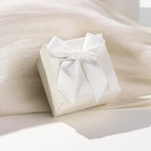 White Checkered Jewelry Box For Ring, Stud Earring & Drop Earring - Bow Tie - View 3