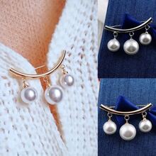Korean & Japanese Style Anti-Slip Faux Pearl Brooch Pin Elegant Clothing Accessory Women
