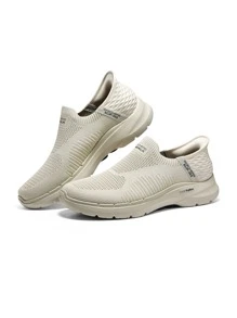 Skechers Pantofi de mers pentru bărbați Pantofi de sport în aer liber Pantofi de alergare respirabili din plasă Pantofi de navetă ocazional 894235-NAT