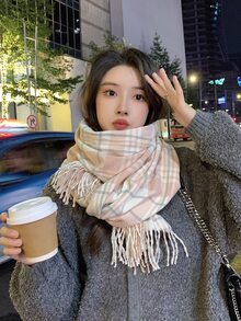 1pc Ladies' Plaid Pink Scarf, Warm And Versatile Scarf With Soft Texture And Unique Design For Spring And Autumn - Multicolor - View 3
