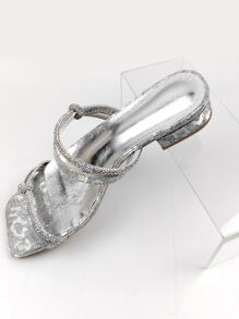 Fashion Rhinestone Embellished Hollow Out Flat Heel Beach Sandals For Women, Plus Size - Silver - View 3