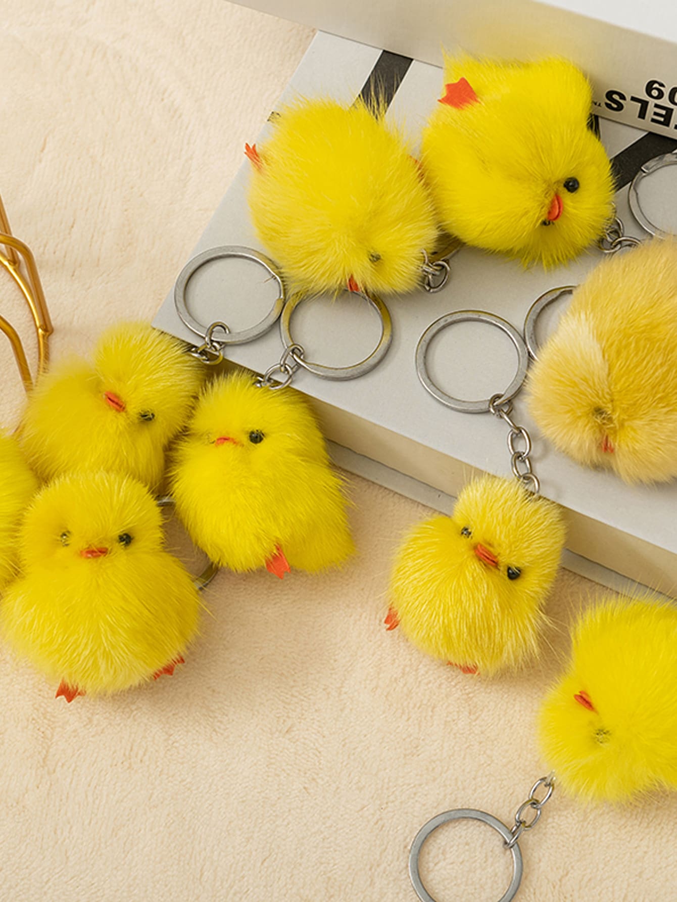 1入組可愛黃色長毛絨鴨子吊墜時尚鑰匙圈鑰匙圈鑰匙鏈