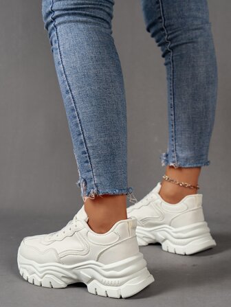 1pair Sporty Women Casual Athletic Shoes, Beige Lace Up Outdoor Chunky Shoes