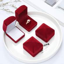 Velvet Jewelry Box For Necklace Ring Earrings Brooch Packaging - Diamond ring box - View 5