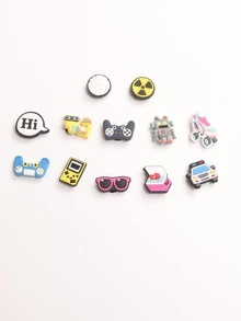 12入組遊戲卡通DIY鞋,新風格眼鏡和機器人溜冰鞋,學生畢業和夏天節日禮物