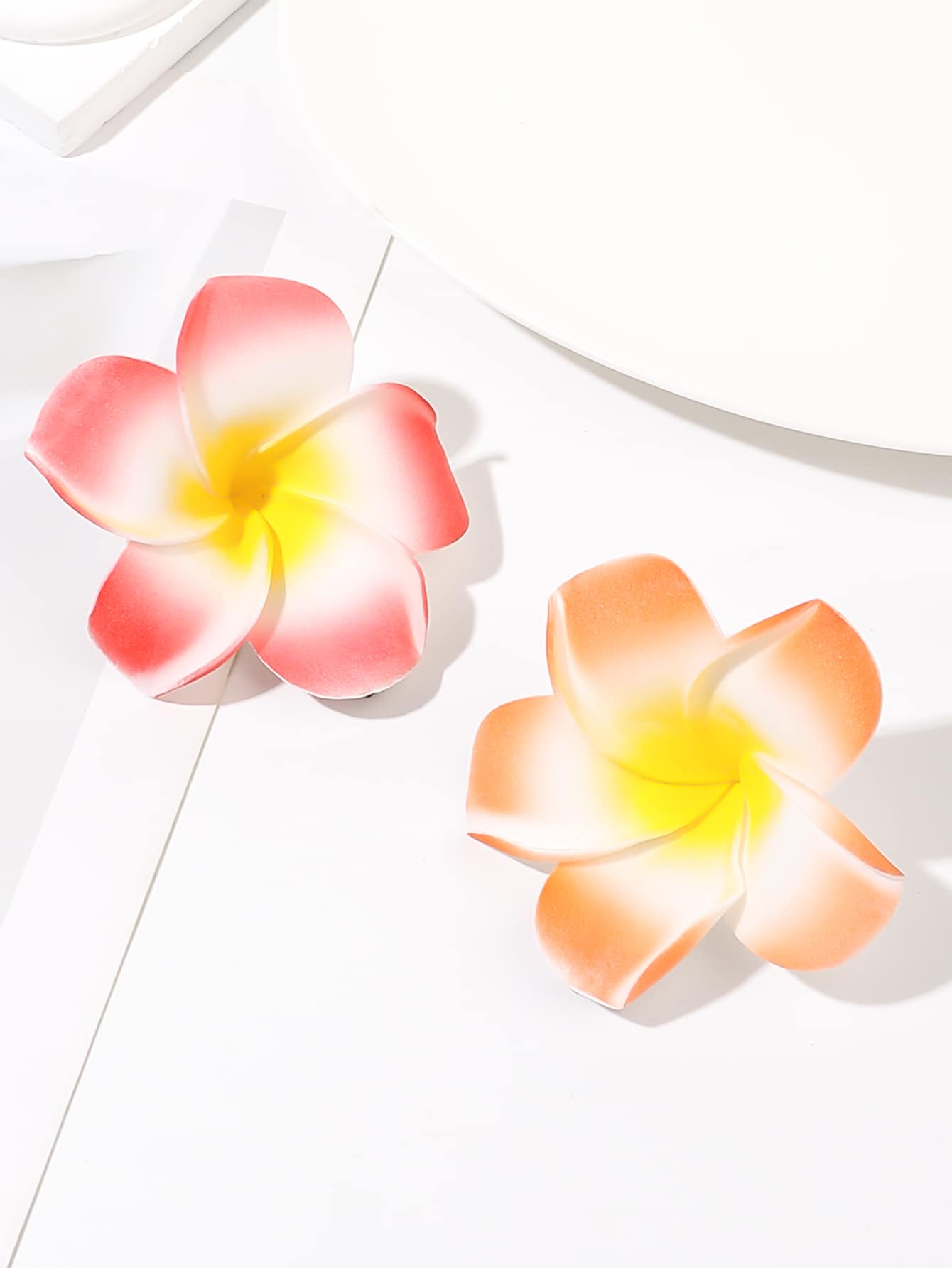 2入組女士花朵裝飾時尚鴨嘴夾適用於頭髮裝飾用品 - 彩色 - 查看 1