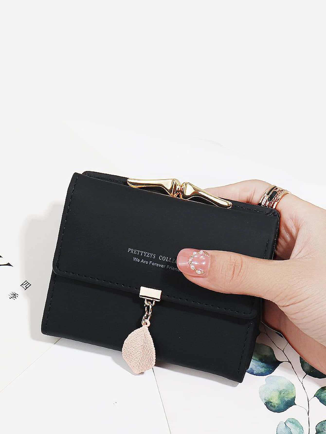 PRETTYZYS Foldable Snap Closure Women's Short Wallet, Solid Color With Leaf Pendant, Multi-functional Coin Purse And Card Holder - Black - View 1