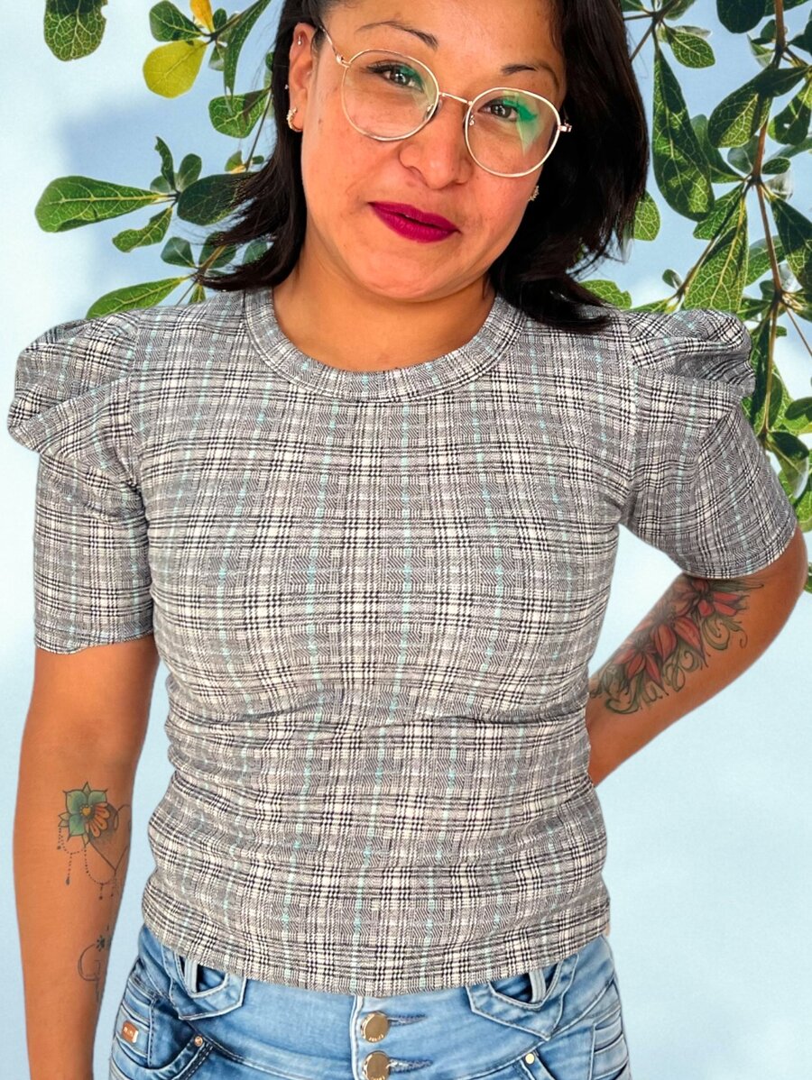 Blusa con mangas abullonadas - Gris Claro - Ver 1