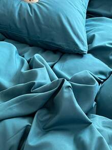 4pcs Polyester Solid Blue Minimalist Neutral Bedding Set (1 Flat Sheet, 2 Pillowcases, 1 Duvet Cover) - Blue - View 4
