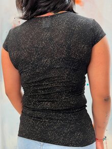 Blusa con tela en brillos manga corta - Negro - Ver 3