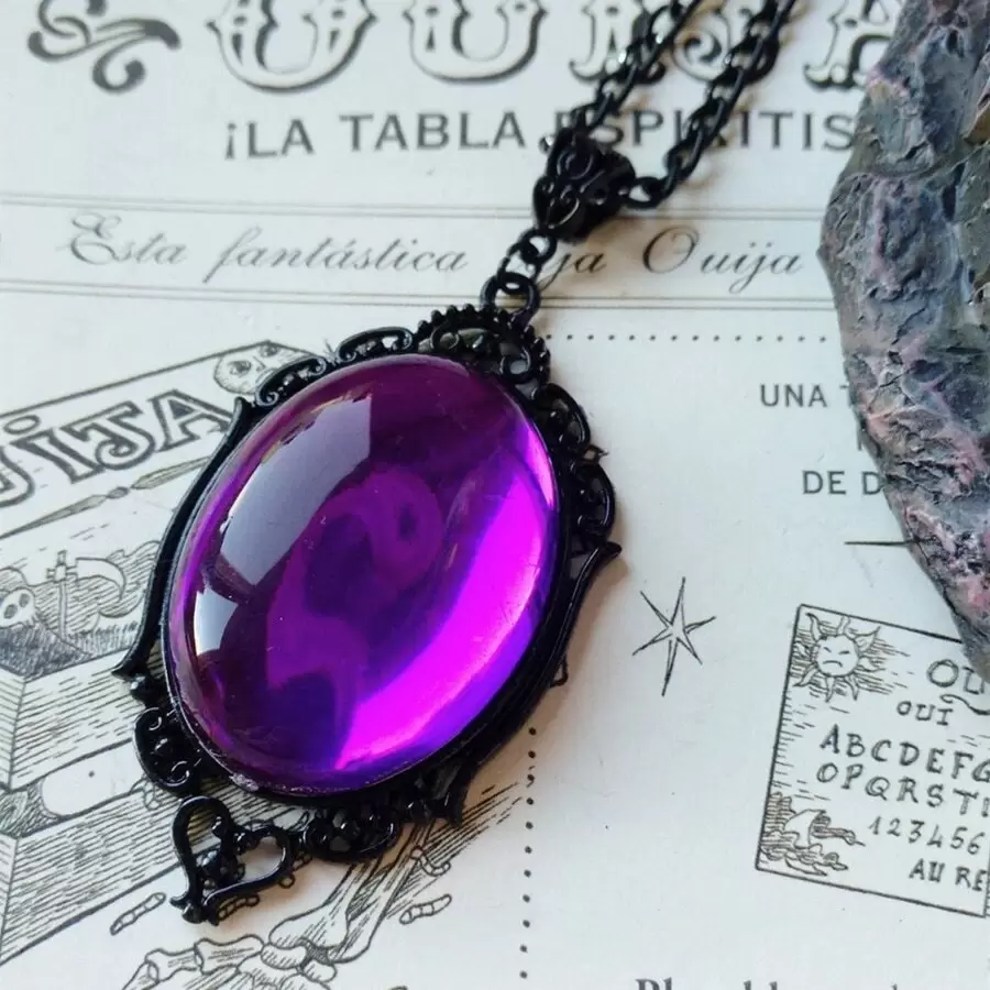 Gothic Style Vintage Crystal Mirror Pendant Necklace With Large Star For Magic Jewelry, Unisex - Purple - View 1