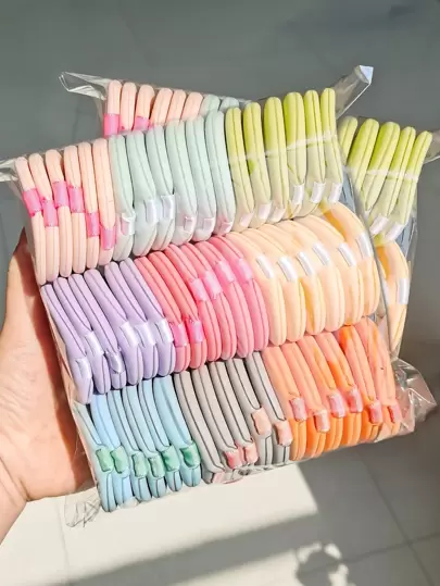 50个双面气垫化妆海绵，颜色和形状随机，表面有/无印花，化妆，便宜，房间装饰，梳妆台，旅行，卧室，化妆配件，粉扑，美妆蛋，散粉扑，化妆海绵，便宜，圣诞礼物，化妆，化妆工具，便宜货，礼物，女士礼物，圣诞礼物