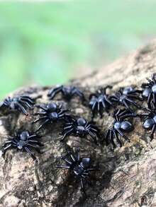 200pcs Spiders Decorations Small Black Plastic Spiders Haunted House Spider Decoration Simulation Tricky Toy - Black - View 2