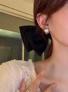 1 Đôi Bông Tai Đá Mặt Trăng Màu Trắng Sữa Thích Hợp Để Đeo Hàng Ngày - trắng - Xem 1