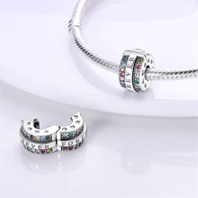 1 Peça Pingente de Trevo de Quatro Folhas Revestido de Prata com Zircônias Brancas Redondas, Contas de Clipe de Prata Adequadas para Colar, Pulseira, Pingente de DIY de Joias Femininas