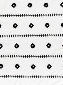 1 件波西米亚风海滩配饰花朵刺绣头巾围巾休闲户外防晒防风沙滩巾 - 白色 - 查看 2