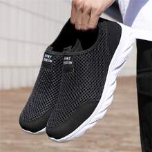 Men's Casual Breathable Sport Shoes, Lightweight Mesh Air Holes Comfortable Versatile Walking Sneakers, Plus Size - Black and White - View 10