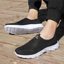 Men's Casual Breathable Sport Shoes, Lightweight Mesh Air Holes Comfortable Versatile Walking Sneakers, Plus Size - Black and White - View 9