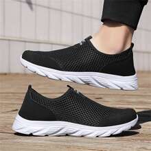 Men's Casual Breathable Sport Shoes, Lightweight Mesh Air Holes Comfortable Versatile Walking Sneakers, Plus Size - Black and White - View 5