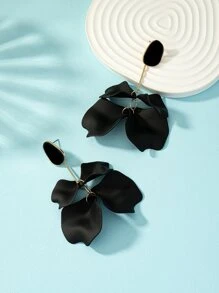 1 đôi bông tai hình cánh hoa tráng men - màu đen - Xem 3