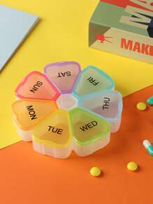 1pc Portable Medicine Box With 7 Compartments For One Week