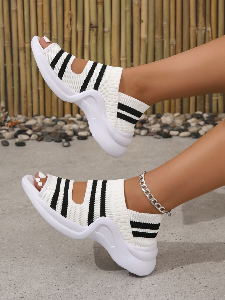 Damskie letnie sandały sportowe, nowe płaskie buty z klinem na platformie, lekkie, retro styl, gruba podeszwa, codzienne trampki podróżne