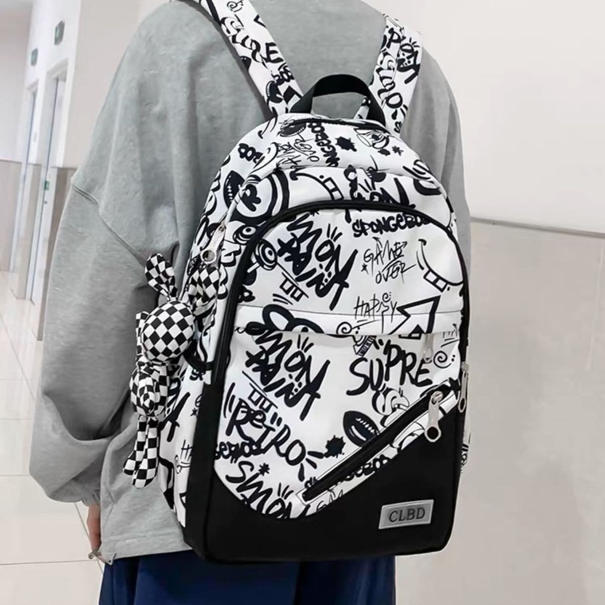 Mochila De Notebook Unissexo Com Pichação De Grande Capacidade - Preto e Branco - Visão 1