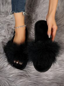 Fashionable Real Fur Comfortable Slippers For Indoor And Outdoor Use