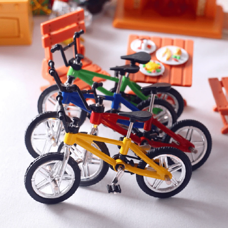 1pc Miniature Mountain Bike Model, Simulation Design Best Gifts Birthday - Red - View 1