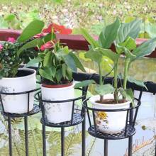 1入組陽台花盆架，適用於百合等室內植物和植物，帶鐵欄杆衣架和牆壁裝飾，黑色