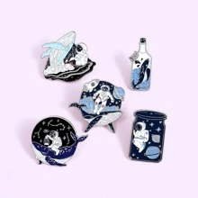 Fashion Cartoon Brooch/pin-unique & Delicate Cool Whale Astronaut Series Message Bottle-shaped Brooch/pin - Multicolor - View 3