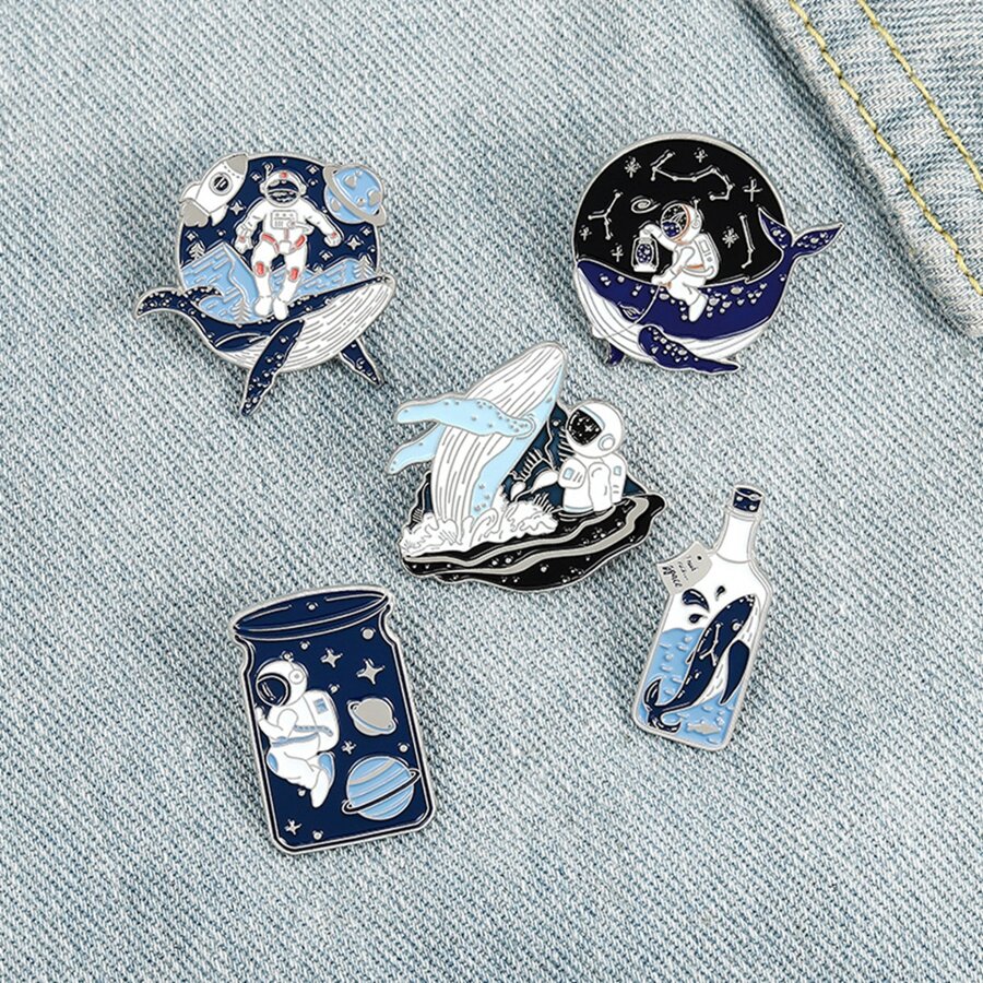 Fashion Cartoon Brooch/pin-unique & Delicate Cool Whale Astronaut Series Message Bottle-shaped Brooch/pin - Multicolor - View 1