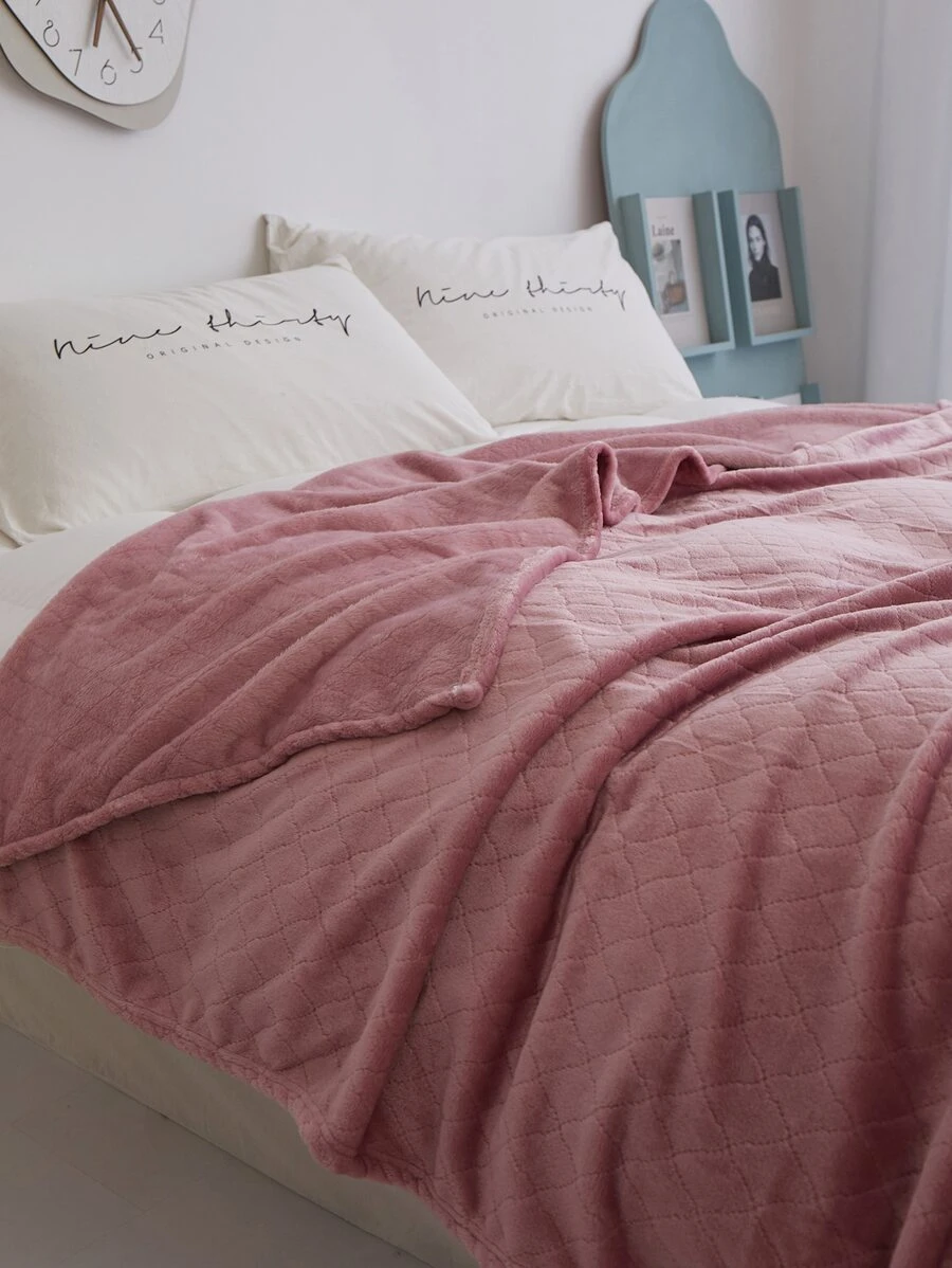 1pc Single-layer Thickened Flannel Quilting Flower Grid Solid Color All Seasons Blanket Bedspread - Pink - View 1